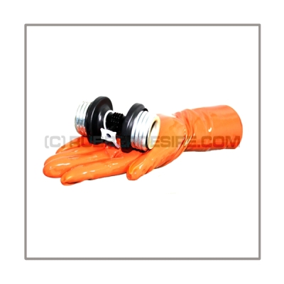 Gasmask-adaptor A-MEDI-MM with 40 mm gasmask-thread male to male plus a lockable breathing reduction vent